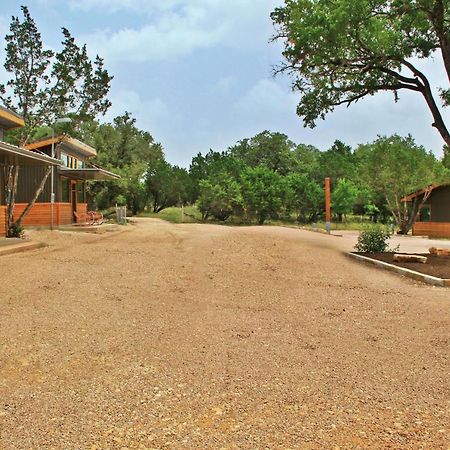 Green Acres Cottages - Dripping Springs Suite Wimberley Exterior photo