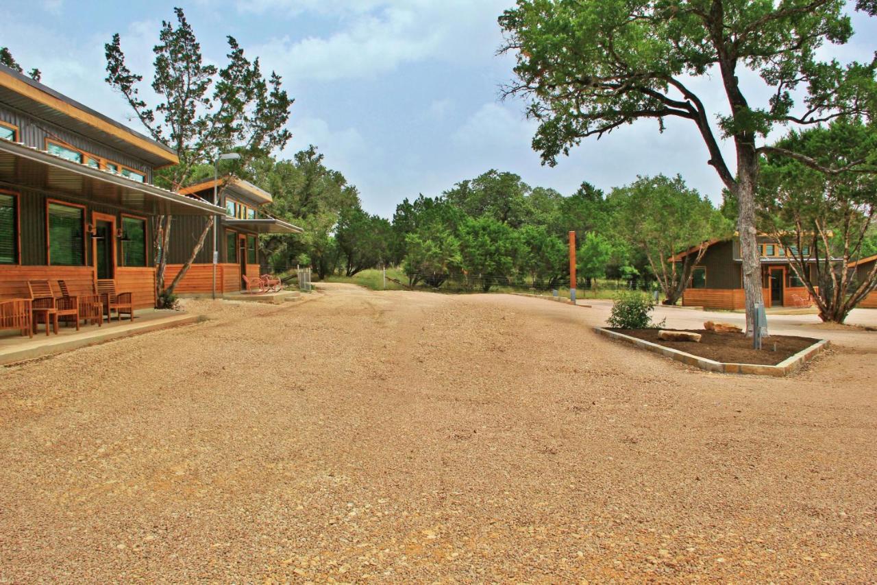 Green Acres Cottages - Dripping Springs Suite Wimberley Exterior photo